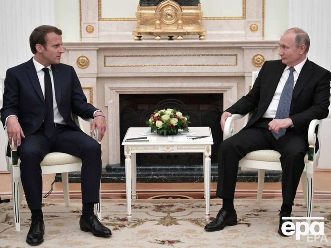 Путин и Макрон поговорили по телефону