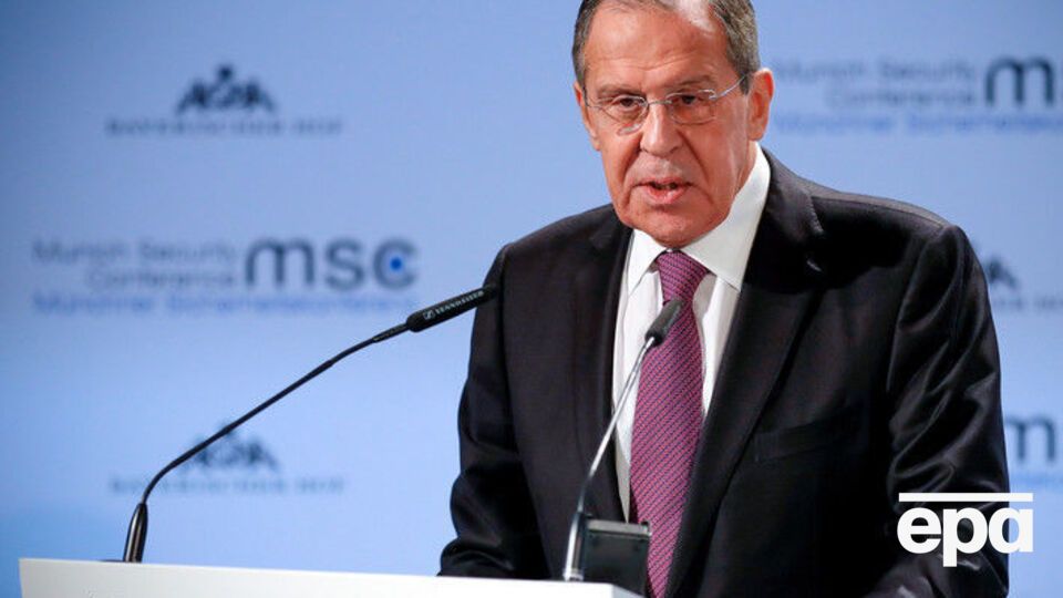 Лавров: Москва хотіла б зрозуміти, який мандат буде в НАТО в Арктиці