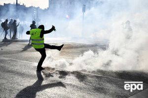 Протести "жовтих жилетах" тривають у Франції з листопада 2018 року