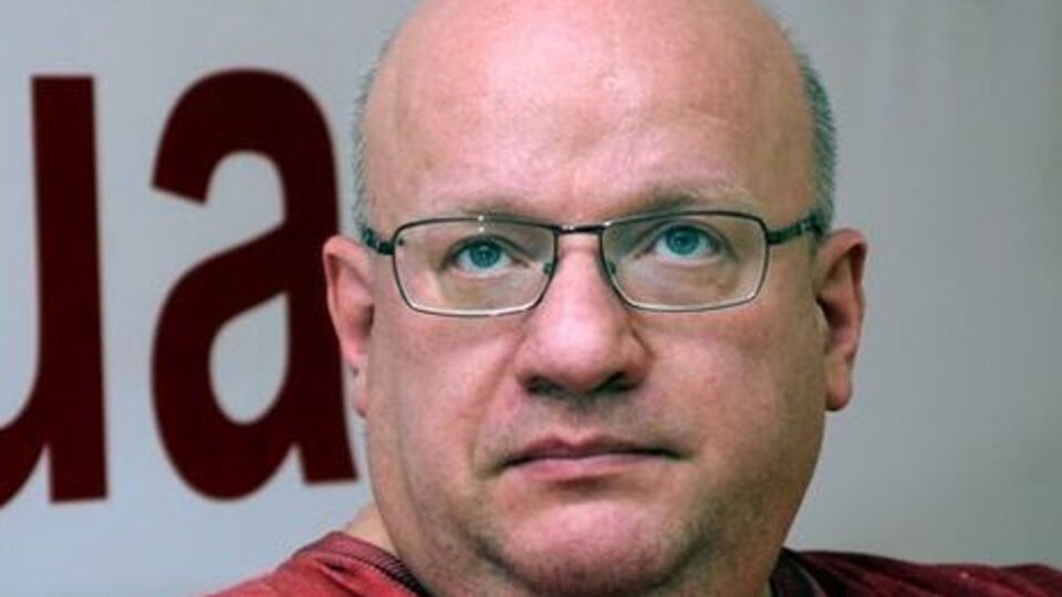 Дмитрий Джангиров: Относясь с полным уважением к интуиции Вадима Зиновьевича, могу сравнить его со старым корабельным котом, который внимательно наблюдая миграцию крыс, лишил и сам покинуть корабль