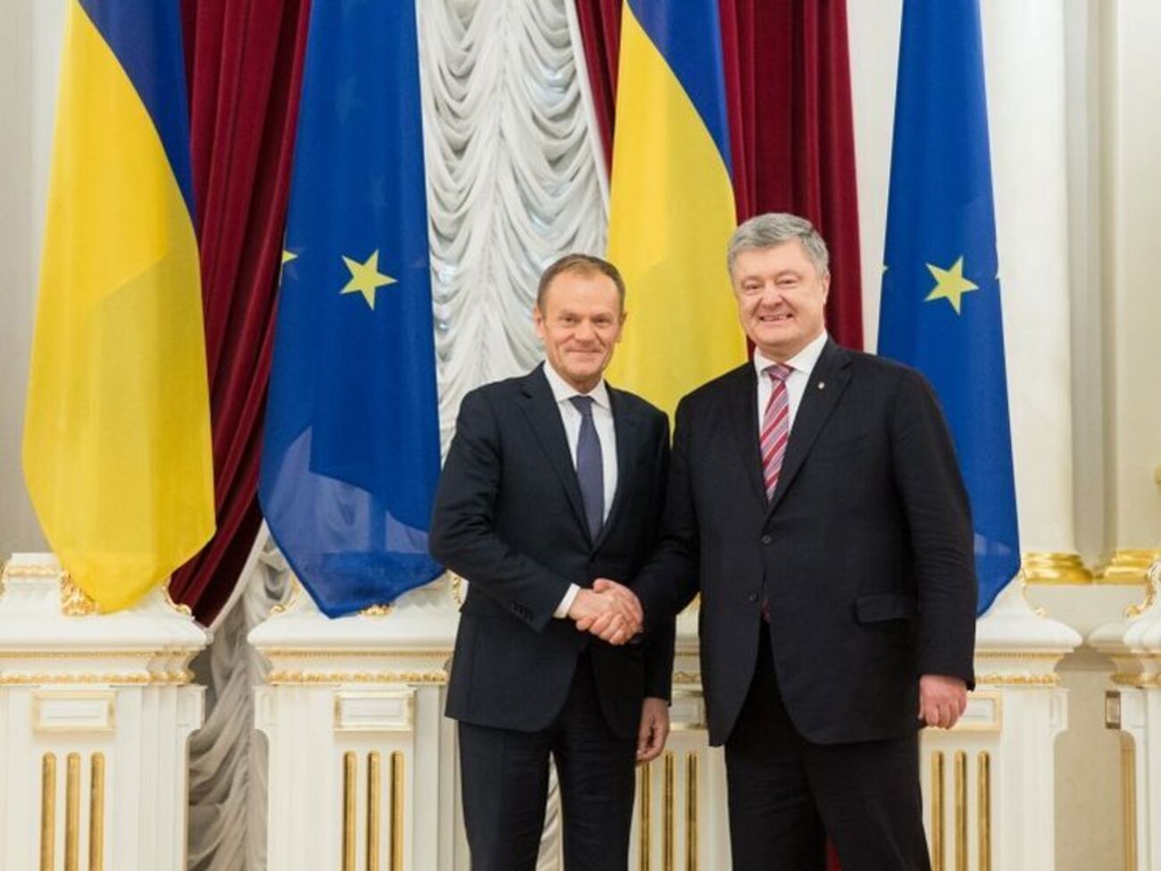 Порошенко встретился с Туском в Киеве