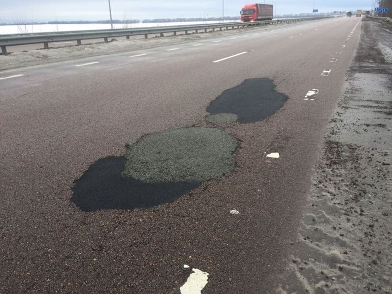 За стан автотрас у Київській області відповідатиме компанія з Польщі
