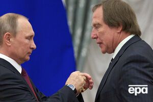 В 2016 году президент РФ Владимир Путин наградил Сергея Ролдугина (справа) орденом "За заслуги перед Отечеством"