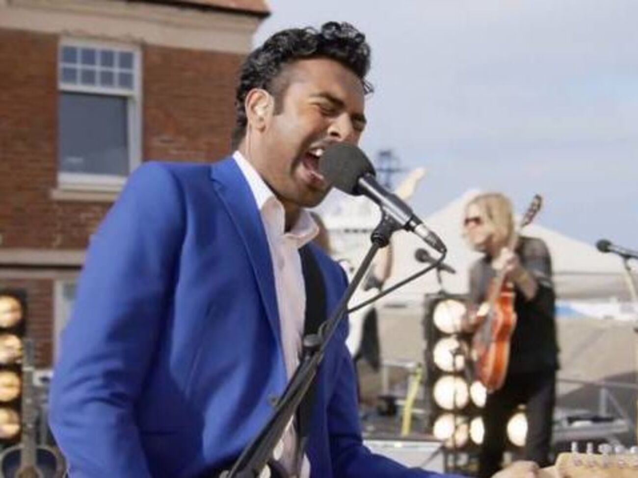 Головний герой побудує кар'єру на репертуарі The Beatles