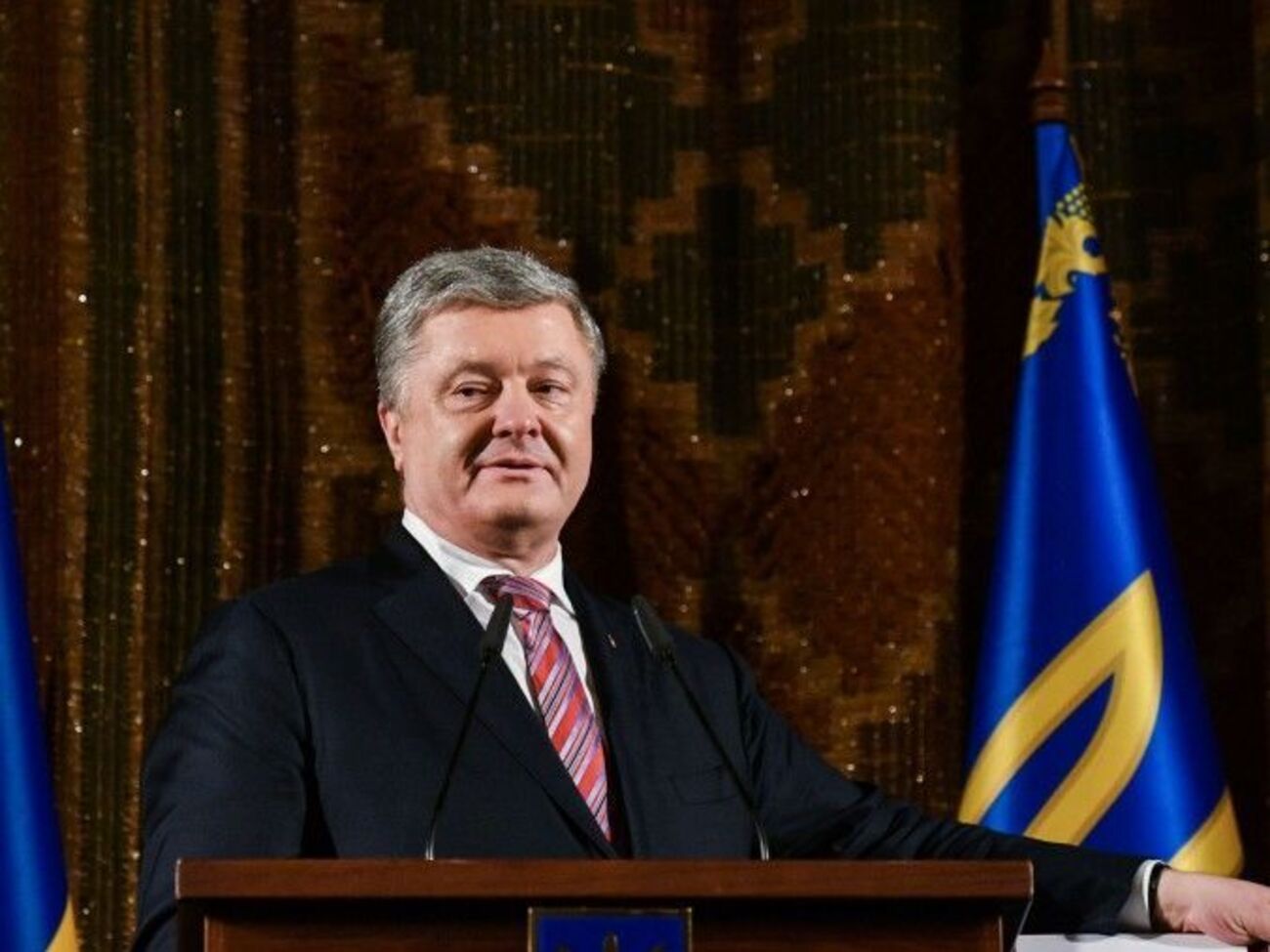 Порошенко (на фото): На засіданні ВР виступить Туск