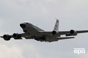 Самолет радиоэлектронной разведки ВВС США Boeing RC-135