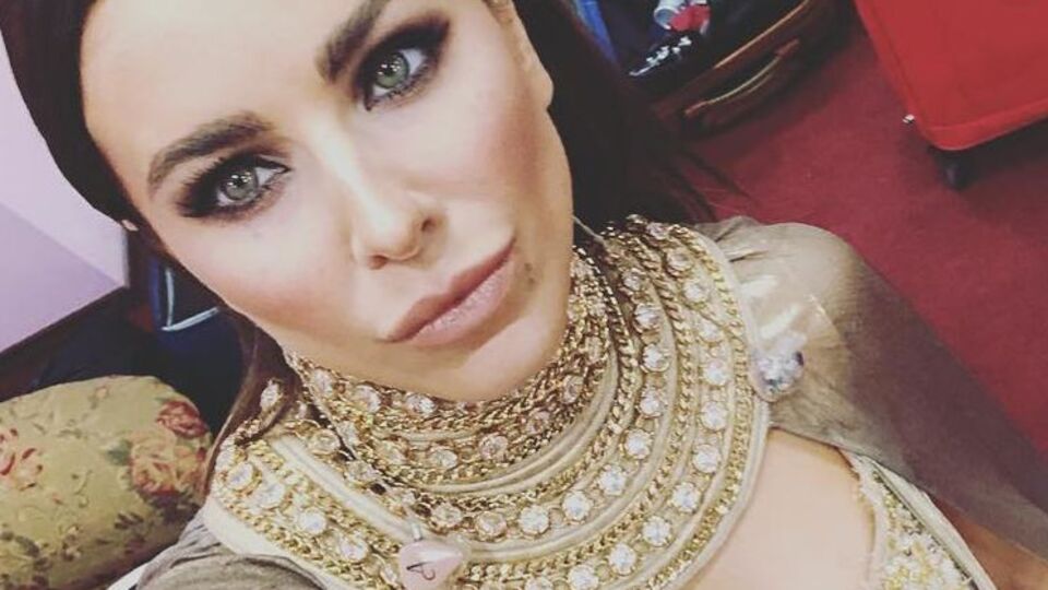 Ані Лорак вийшла на сцену в купальнику