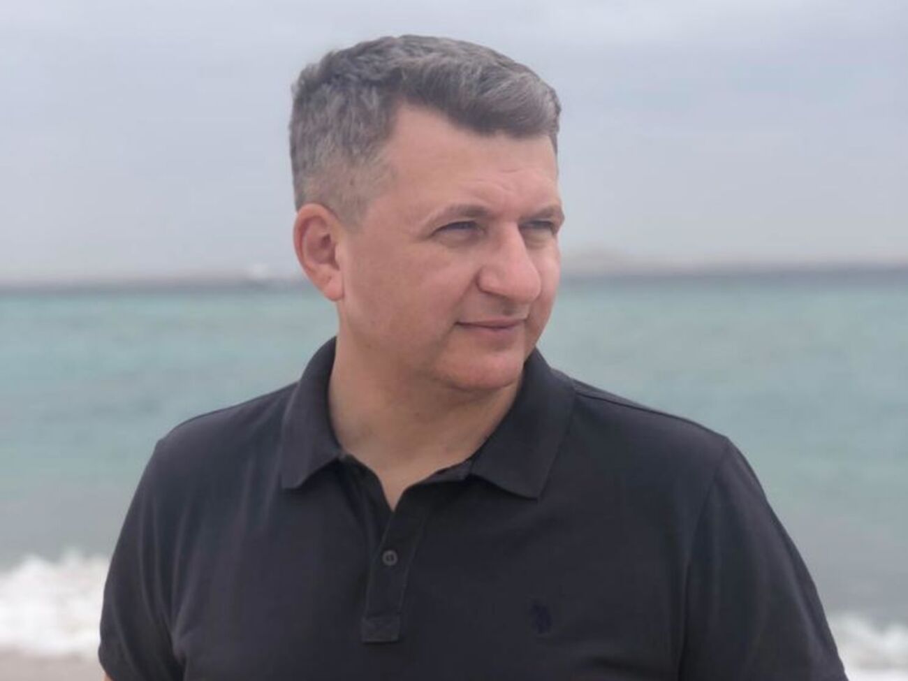 Порошенко строит в Украине "Младороссию" – с духовными скрепами, культивацией страха, вытеснением среднего класса из страны и мощной пропагандой