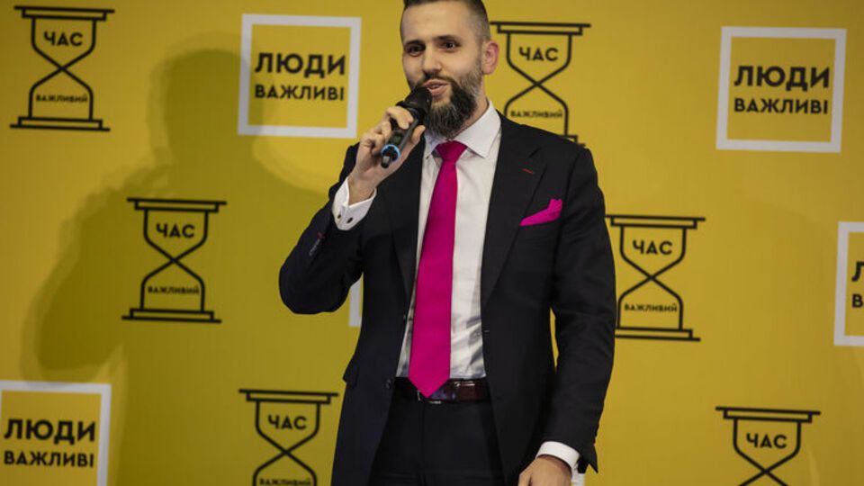 Либералы предложат кандидатам в президенты набор решений для развития Украины, заявил один из основателей общественного движения, первый замминистра экономики Максим Нефьодов