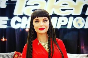 Симонова: Насолоджуйтеся зірками! Шоу має тривати!