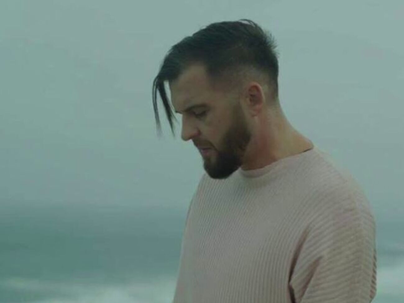 Клип снимали в Португалии