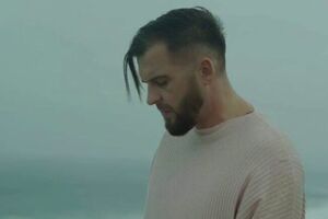 Клип снимали в Португалии