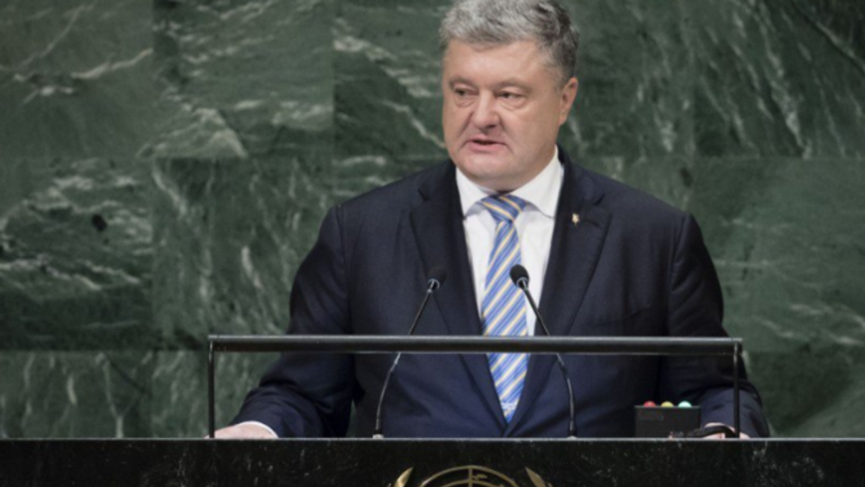Порошенко розповів про чисельність бойовиків на Донбасі