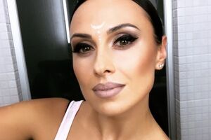 DJ Nana: После ваших добрых и нежных комментариев я похудела на 1 килограмм