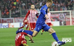 Первая встреча проходила в Афинах и завершилась со счетом 2:2