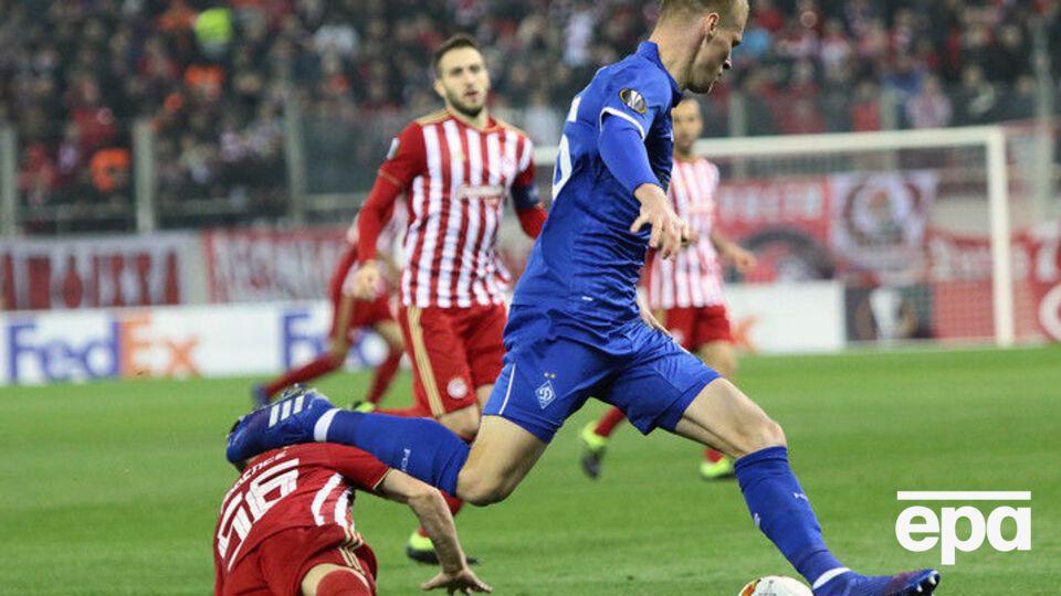 Первая встреча проходила в Афинах и завершилась со счетом 2:2