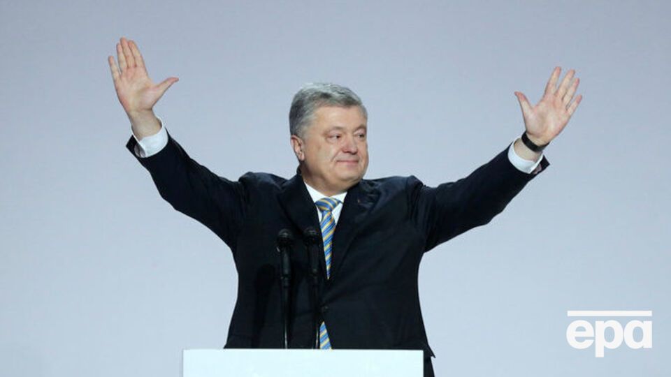 Порошенко баллотируется на второй срок