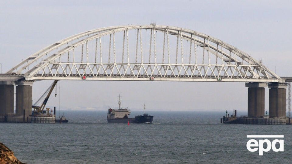 Росія захопила українські військові кораблі та моряків 25 листопада 2018 року