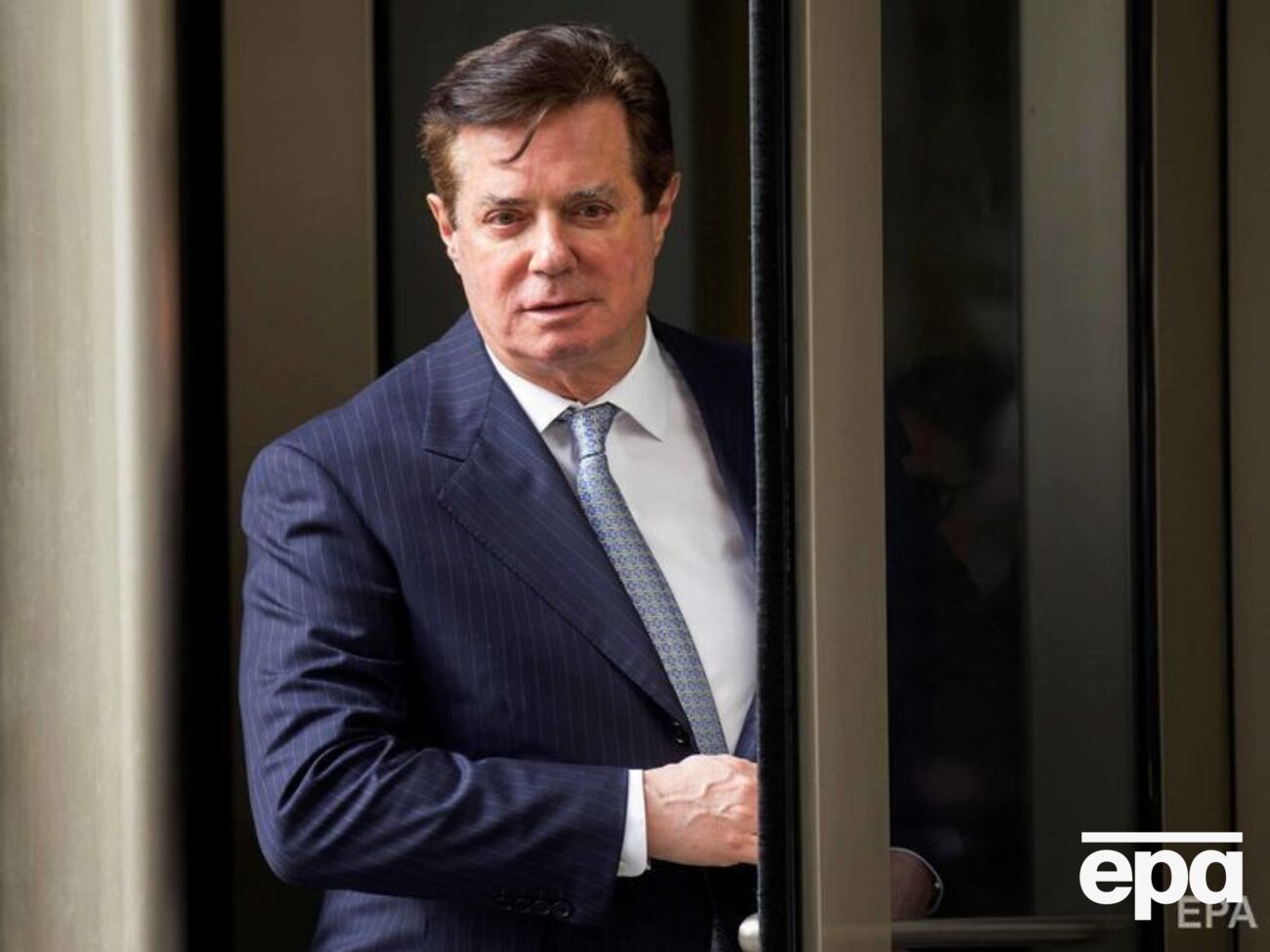 Для 69-летнего Манафорта этот приговор может стать пожизненным