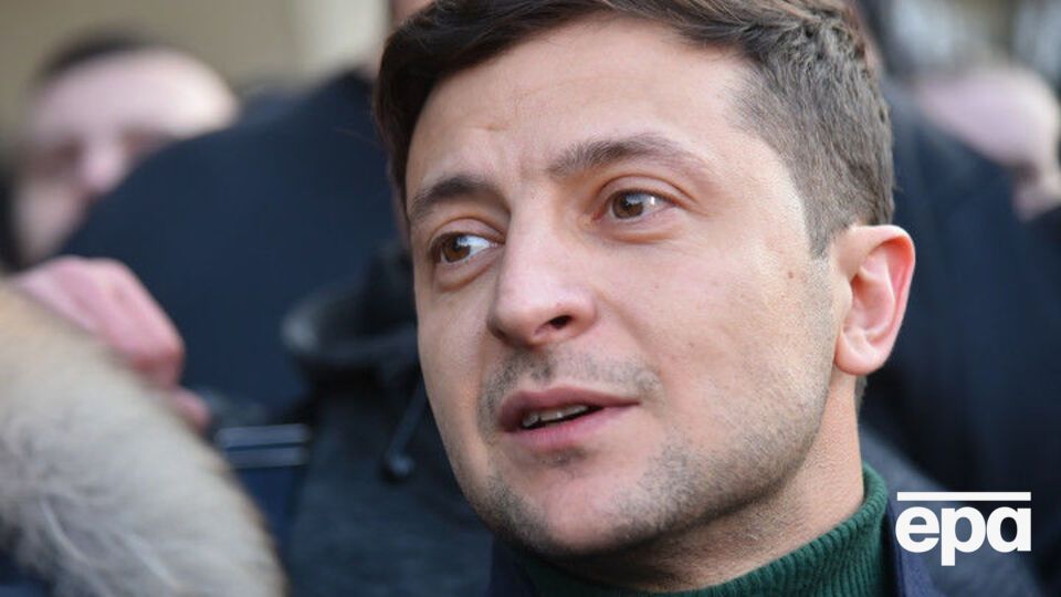 Володимир Зеленський залишається лідером соцопитувань в Україні