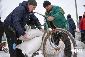 Контрольні пункти в'їзду-виїзду на лінії розмежування працюють щодня без вихідних