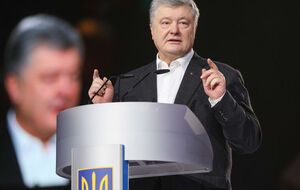 Порошенко вважає, що необхідно знайти інші способи, як виводити зарплати з тіні