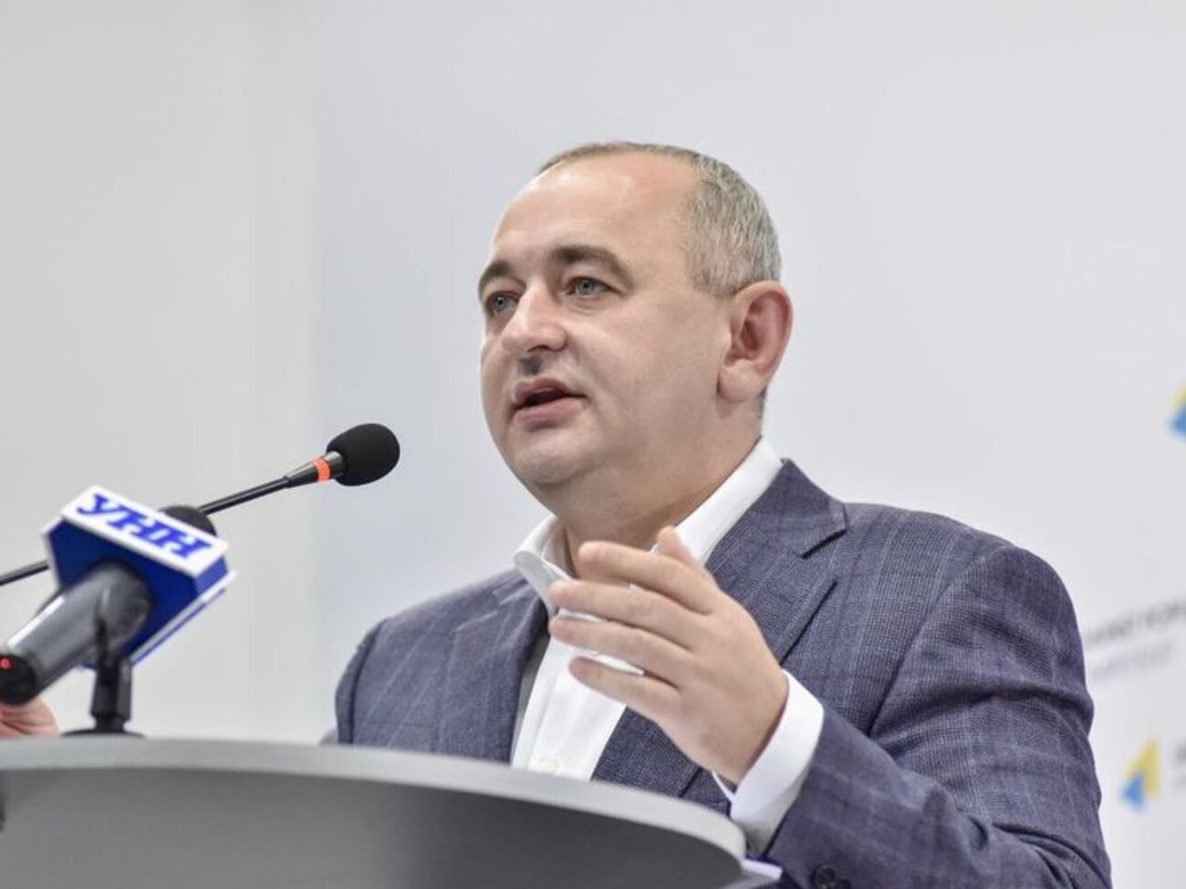 Матиос: Замана подписал директиву о подчинении командованию Военно-морских сил военных частей Военно-воздушных сил Вооруженных сил Украины