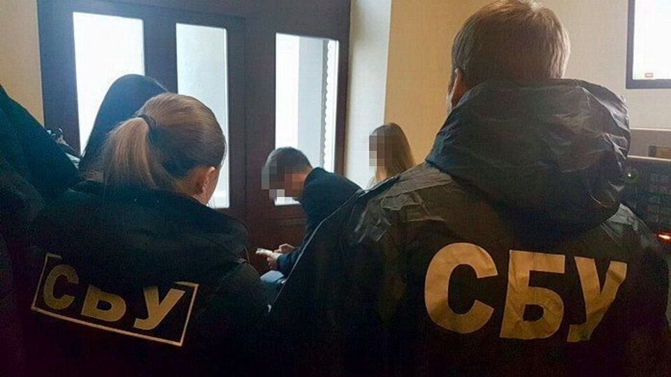 Подозреваемые закупали на временно оккупированной территории подакцизные товары