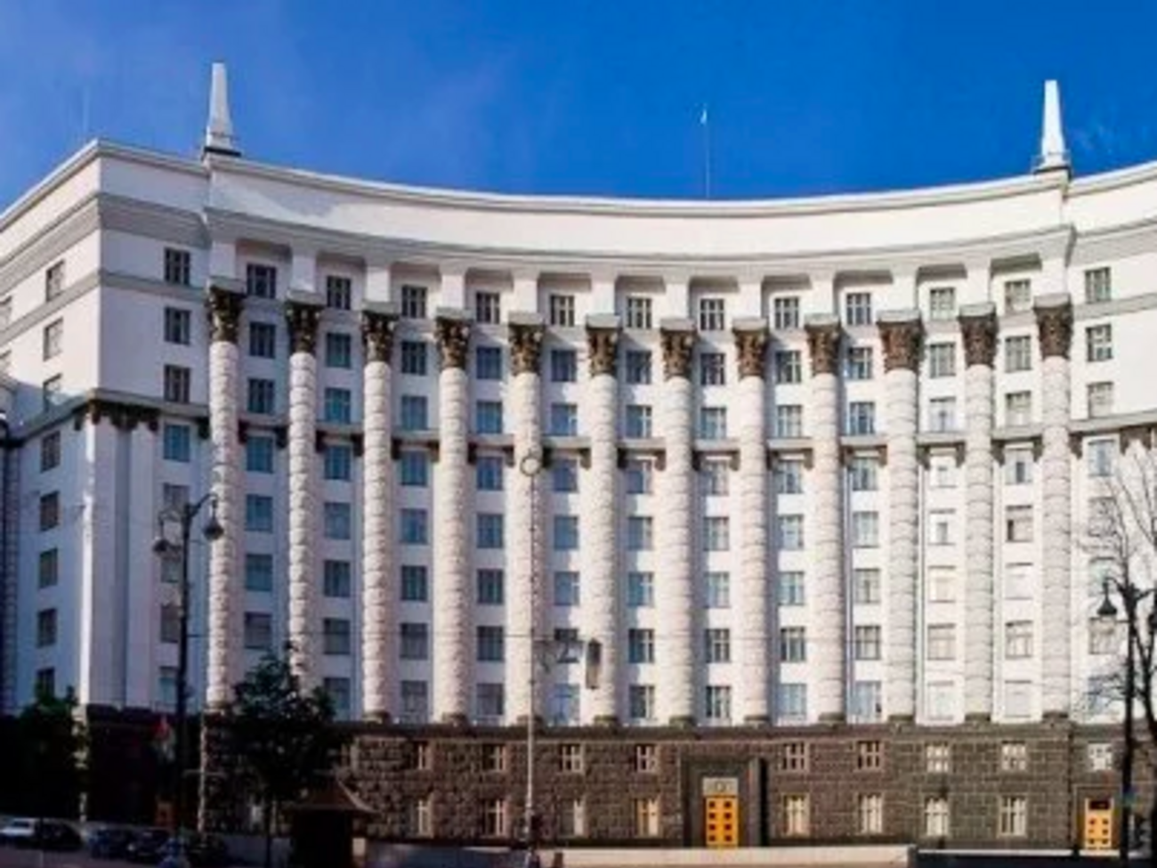 54,5% респондентов заявили, что им трудно ответить на вопрос, кого они хотят видеть главой Кабмина