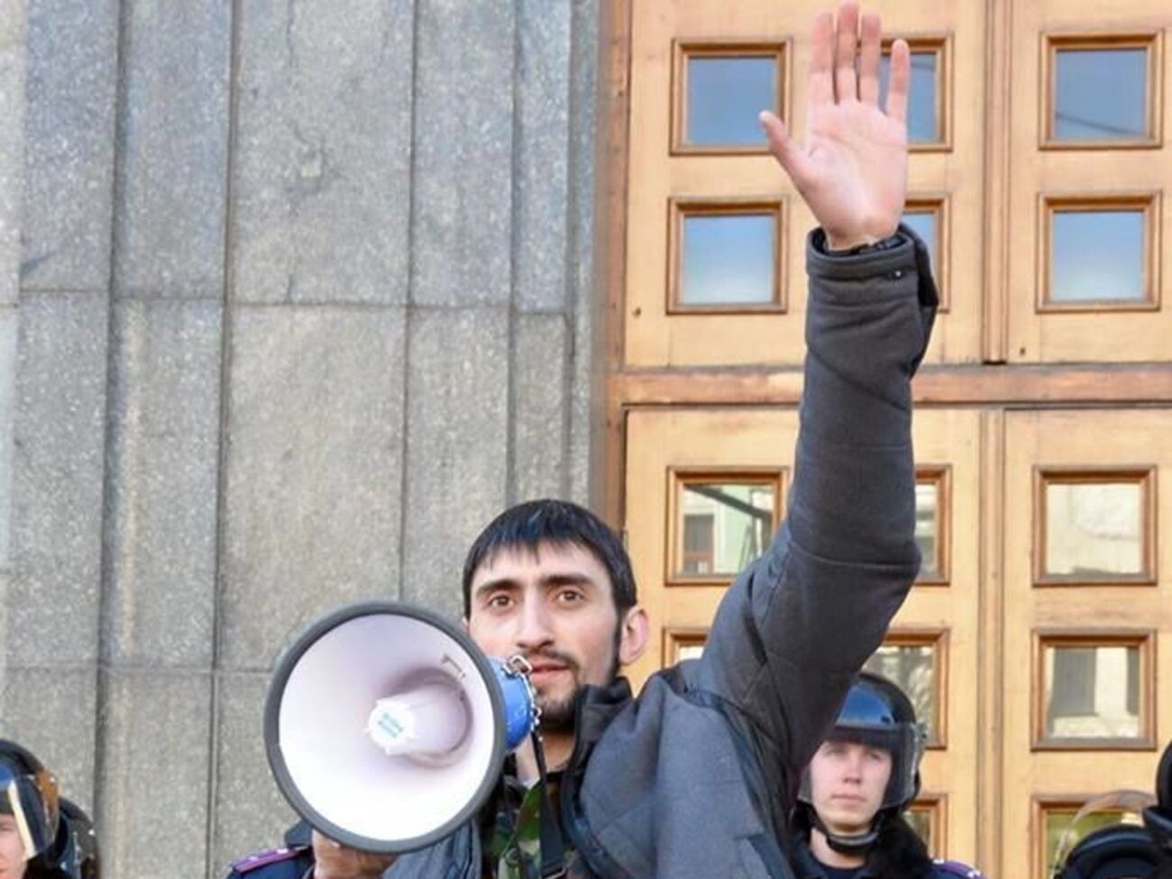 Кромской: Костя [Долгов], деньги ты все и любые другие средства материальные украл