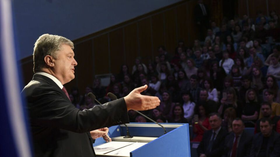 Порошенко рассказал анекдот о Кубе