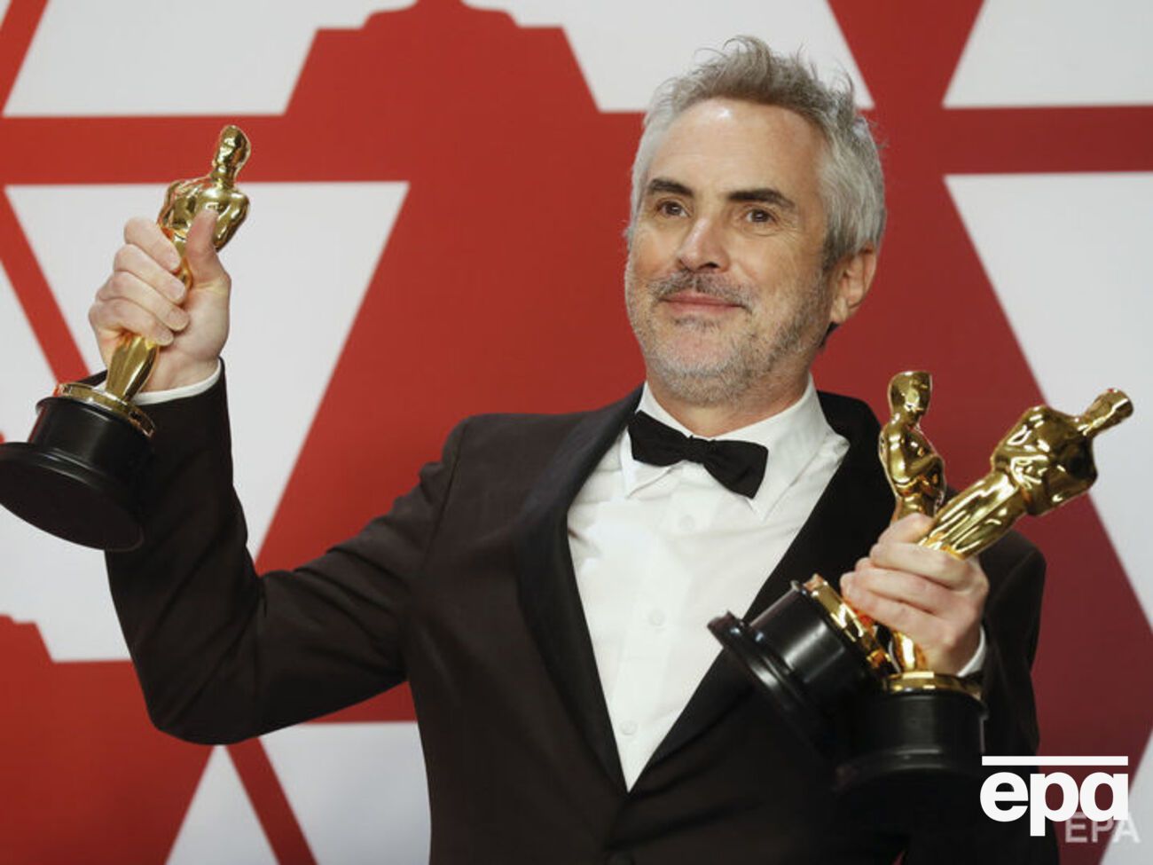 Куарон поддержал коллегу Сенцова