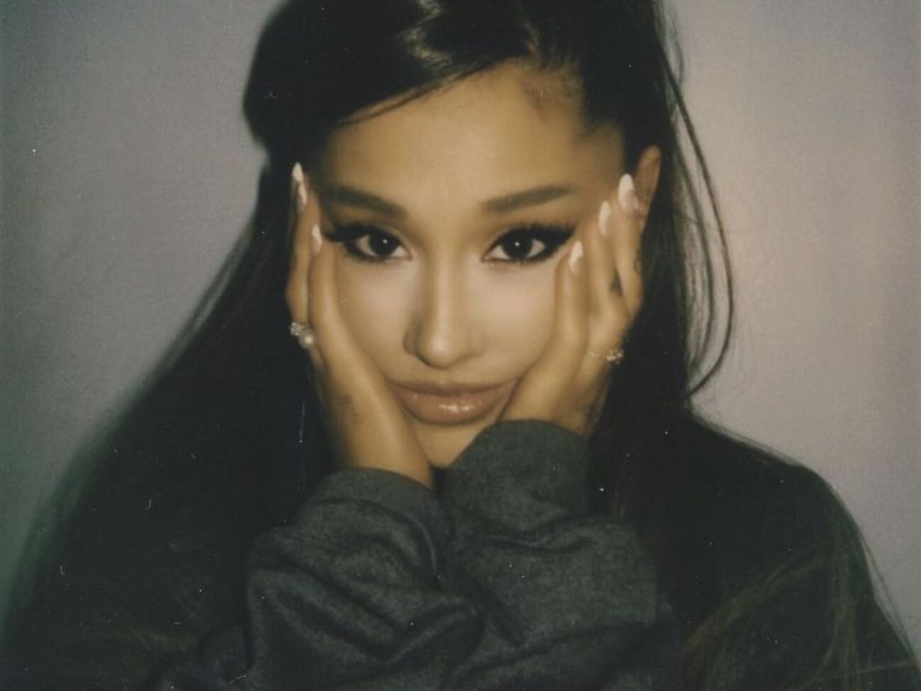 Гранде здобула понад 13 млн нових підписників тільки протягом останніх чотирьох місяців