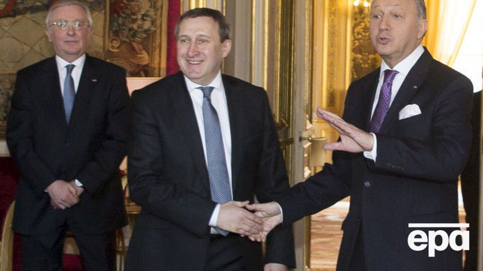 5 березня 2014 року. Дещиця і тодішній міністр закордонних справ Франції Лоран Фабіус перед початком переговорів