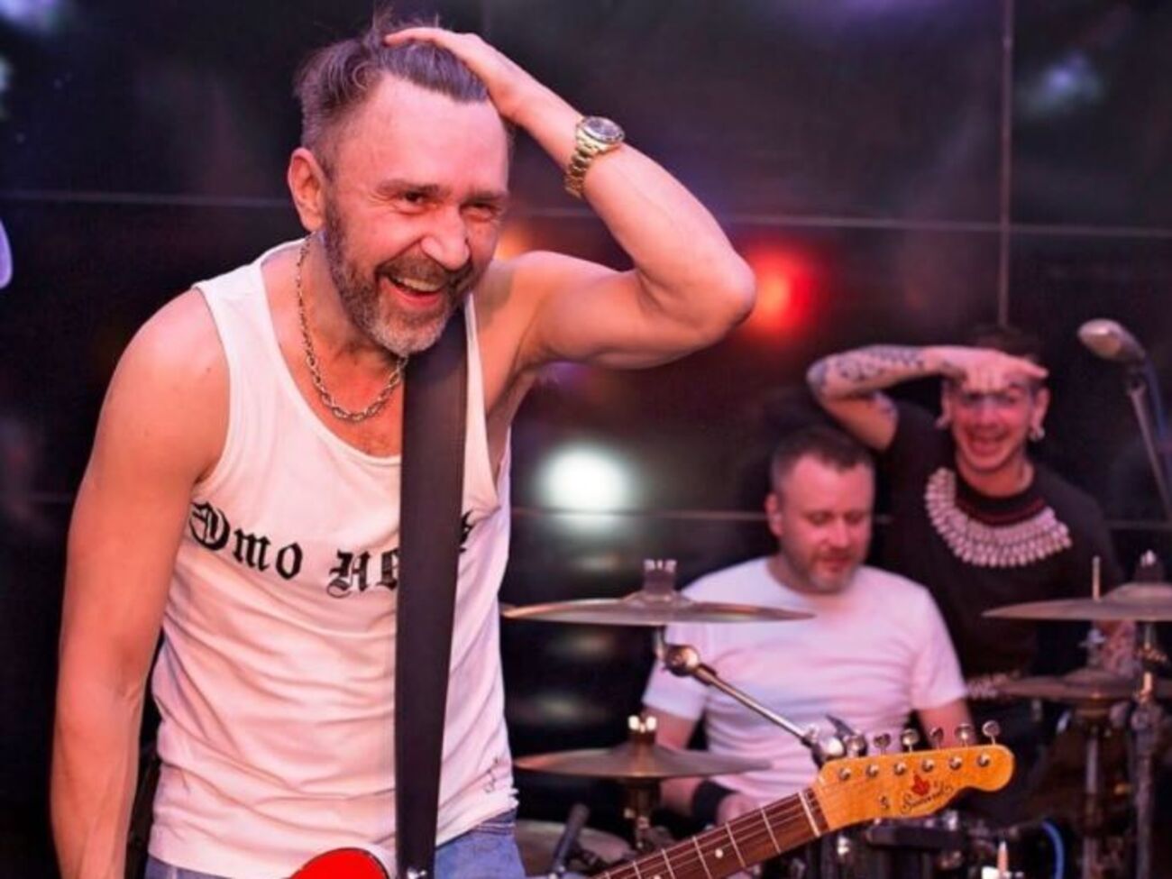 Шнурова упомянули в числе "независимо мыслящих людей"