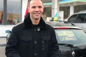 Юрій Дерев'янко: Ми тут виступаємо за те, щоб було 10% розмитнення. Але коли я їхав у Полтаву, прочитав твою програму, Володю