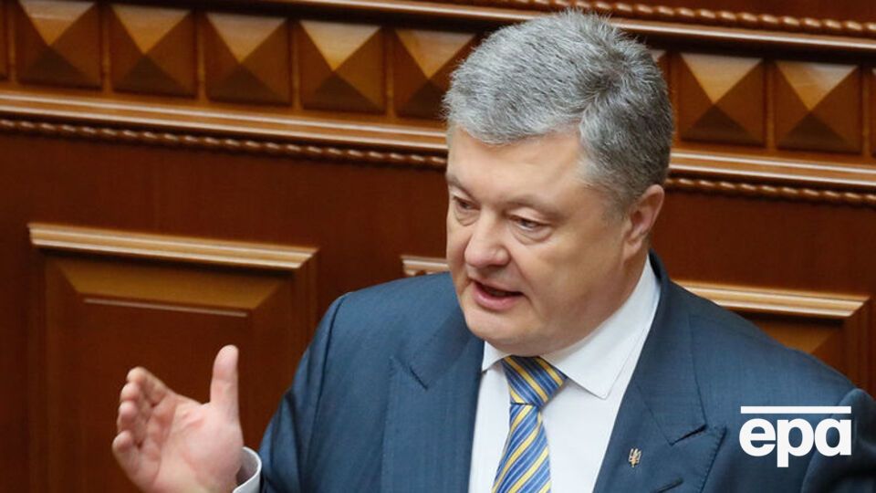 Порошенко: Суд робить свою роботу, а я роблю свою