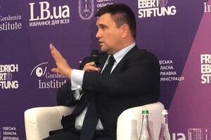 По словам Климкина, борьба с коррупцией – это часть обязательств Украины перед партнерами, в том числе и относительно безвизового режима