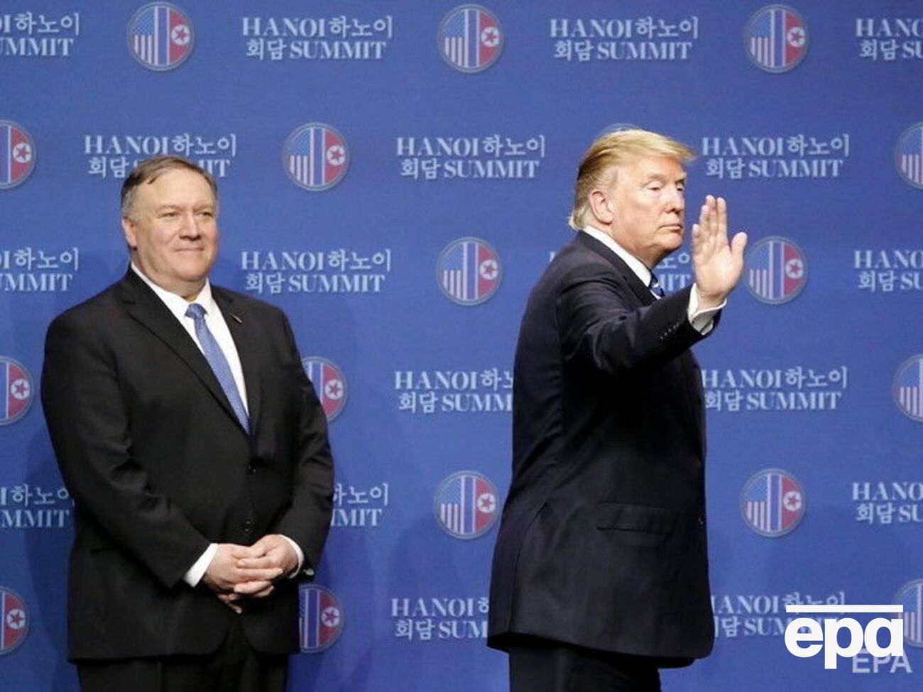 Помпео присутствовал на переговорах вместе с Трампом