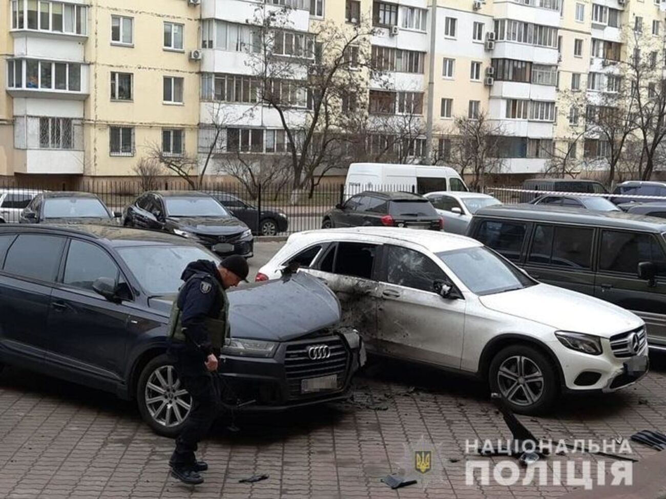 Водитель получил легкие повреждения в результате взрыва