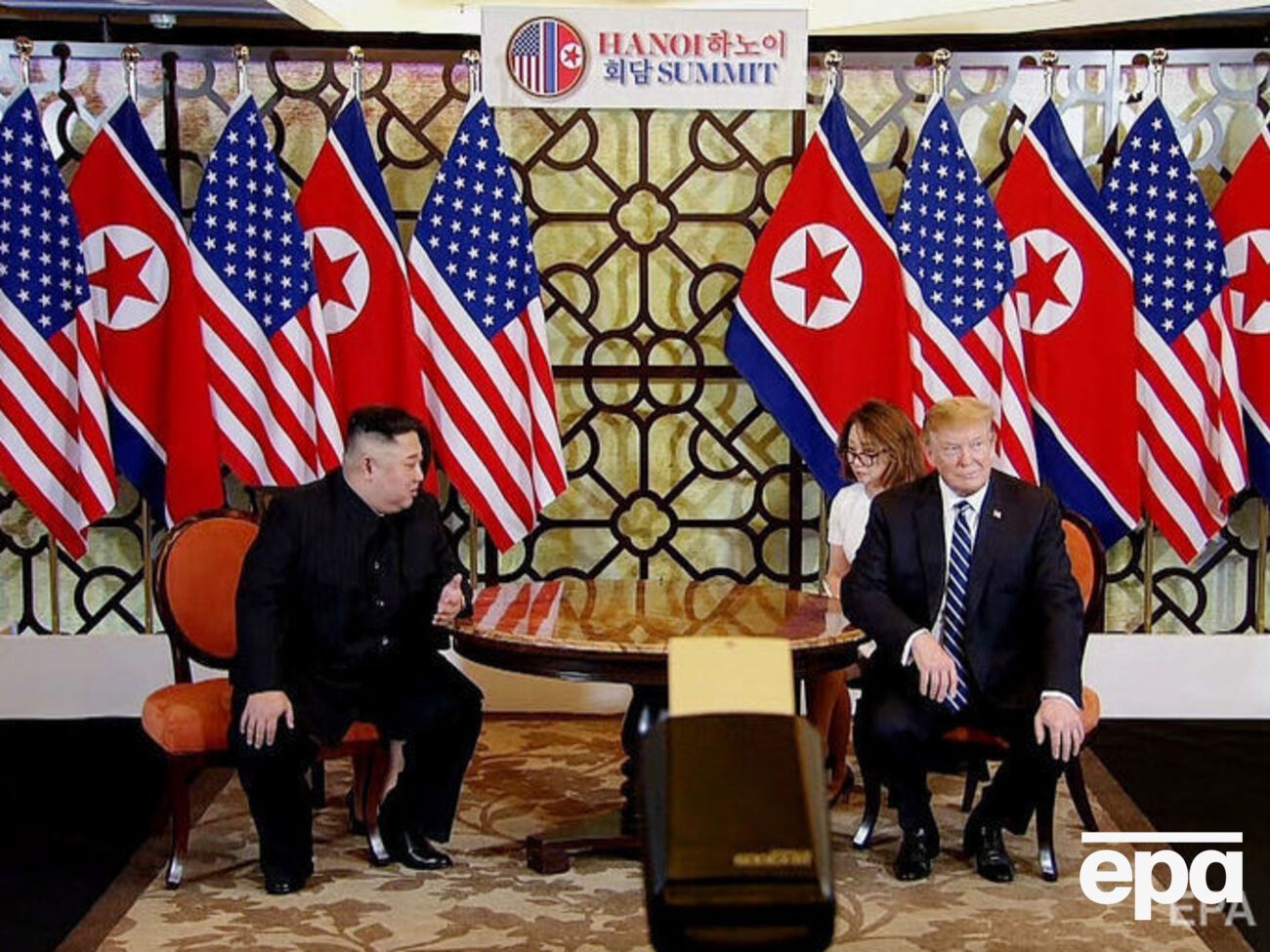 Трамп і Кім Чен Ин завершили переговори в Ханої. Фоторепортаж