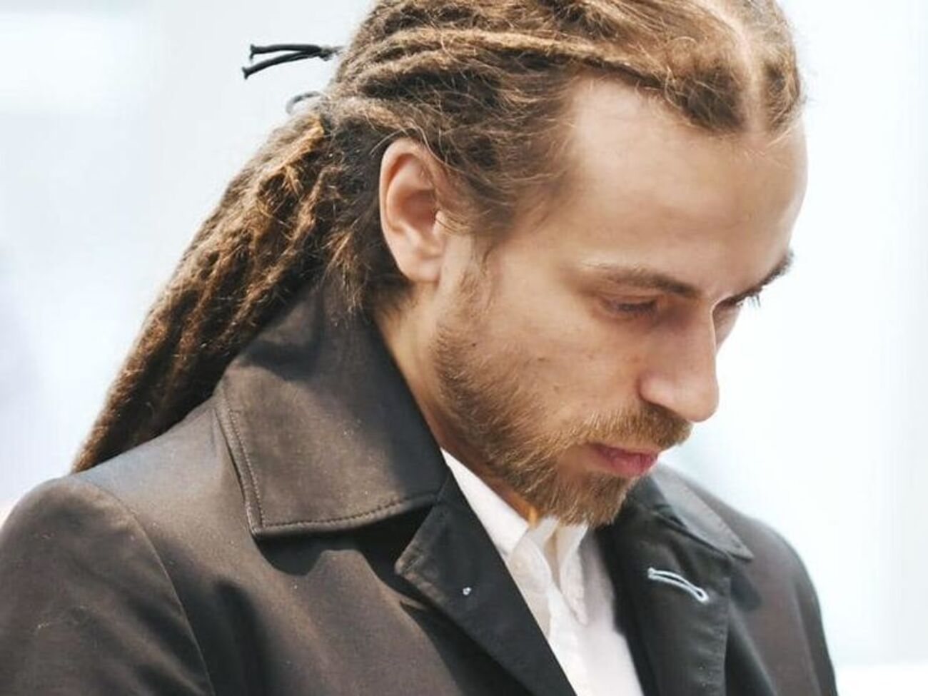 Кирилл Толмацкий родился в 1983 году