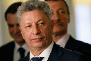 Бойко собирается отменить реформы медицины и образования