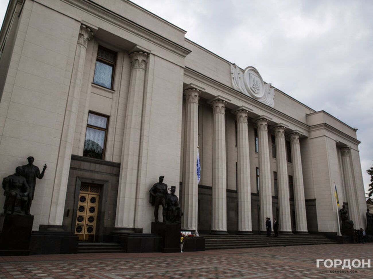 Лидеры фракций Рады обеспокоены возможными фальсификациями на выборах, заявил Кожемякин