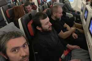 Семенченко: Українські добровольці своїх не кидають