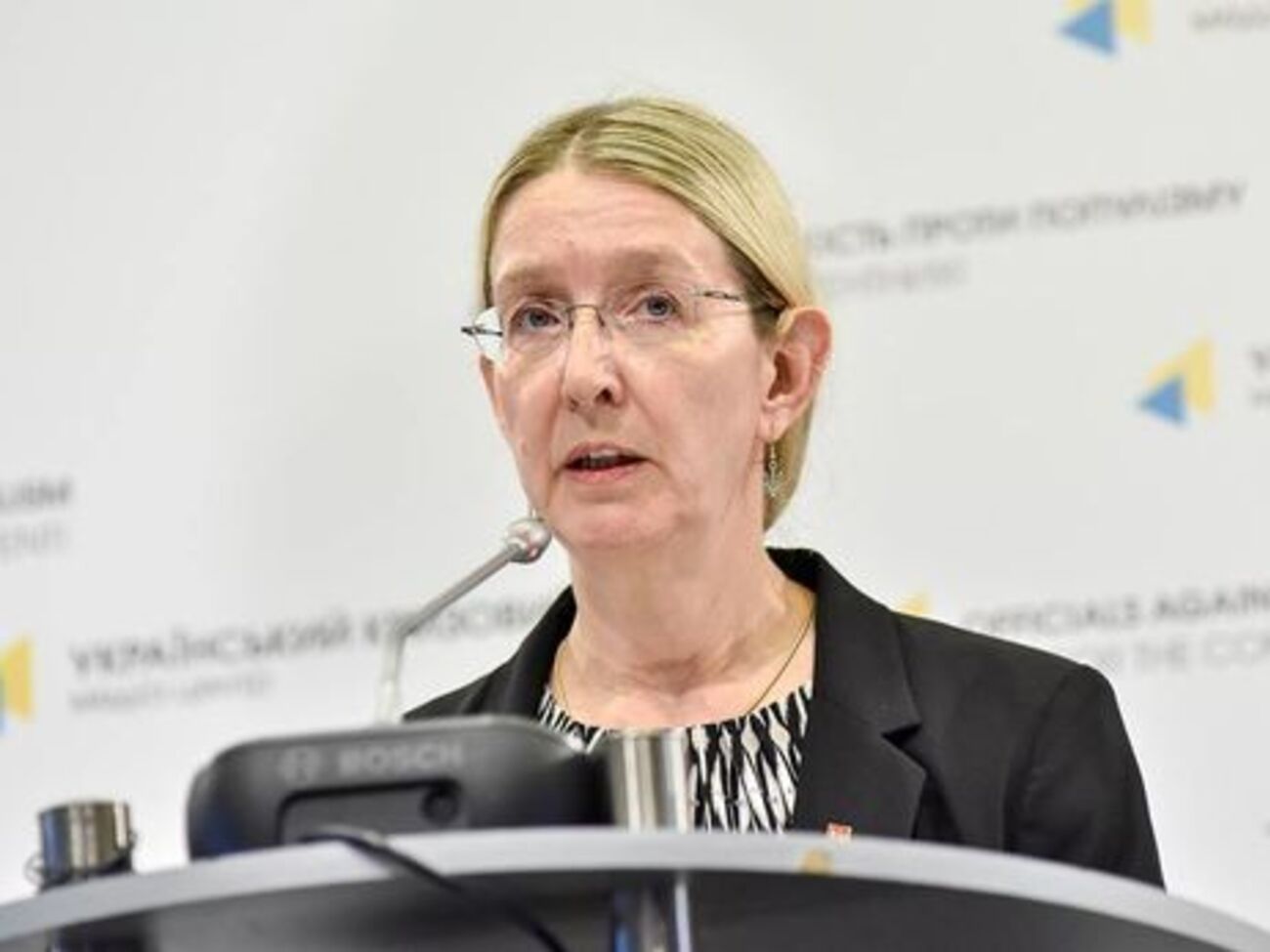 Кабмін подасть скаргу до Вищої ради правосуддя у зв'язку з відстороненням Супрун