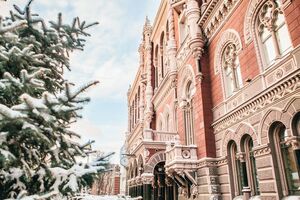 НБУ: Сезонность курсовых колебаний как явление в Украине постепенно исчезает