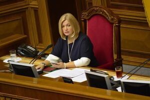 Янукович не в переговори має гратися, а відповідати за зраду. Ключі від камер з українськими політв'язнями у Путіна, а не в цього лоха