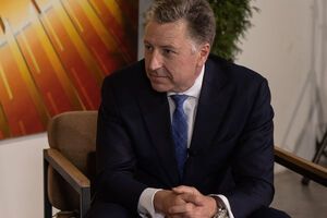 Волкер: Украинцы должны быть уверены в собственных демократических институтах