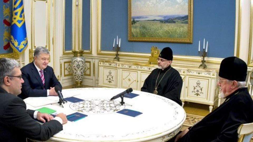 Епископы заявили, что сохранение стабильности является важным для Украины